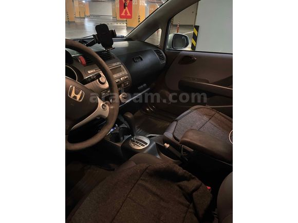 Bayan Hemşireden Dikkatle Kullanılmış Honda Jazz