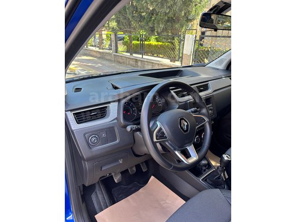 Sahibinden Renault Express Combi 1.5 BlueDCI Touch 2023 Model 