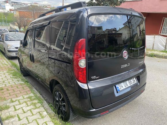 Sahibinden Fiat Doblo Combi 1.6 Multijet Premio Black 2014 Model İstanbul 174.000 km Siyah