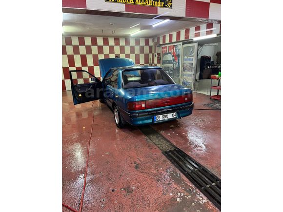 Sahibinden Mazda 323 1.6 1994 Model