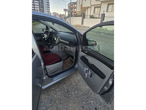 Sahibinden Ford C-Max 1.6 Trend 2004 Model