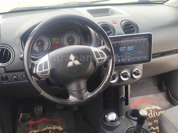 Sahibinden Mitsubishi Colt 1.3 Elegance 2012 Model 
