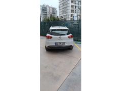 Sahibinden Renault Clio 0.9 TCe Sport Tourer Touch 2020 Model