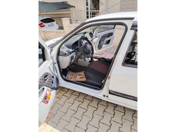 Sahibinden Renault Clio 1.5 dCi Expression 2003 Model