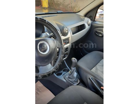 Sahibinden Dacia Sandero 1.4 Ambiance 2010 Model