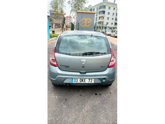Sahibinden Dacia Sandero 1.4 Ambiance 2010 Model