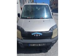 Sahibinden Klima aktif çalışıyor Ford Transit Connect : K210 S 1,8 TDDİ AC S 2005 Model Çift sürgülü