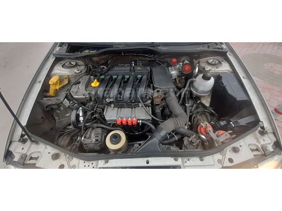 Sahibinden Renault Megane 1.6 RXT 2001 Model 