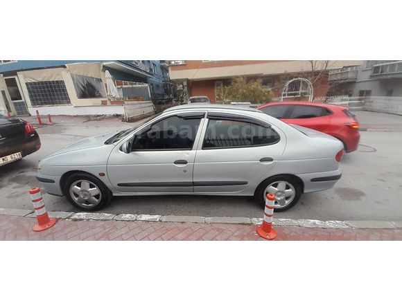 Sahibinden Renault Megane 1.6 RXT 2001 Model 