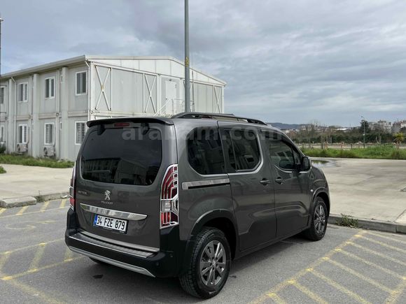 2022  RİFTER ALLURE 82.500 KM
BOYASIZ DEĞİŞENSİZ TRAMERSİZ 