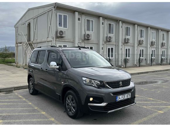 2022  RİFTER ALLURE 82.500 KM
BOYASIZ DEĞİŞENSİZ TRAMERSİZ 