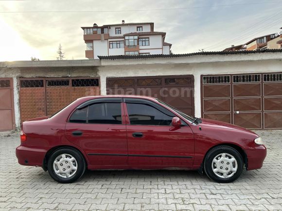 Sahibinden Hyundai Accent 1.5 GLS 2000 Model 