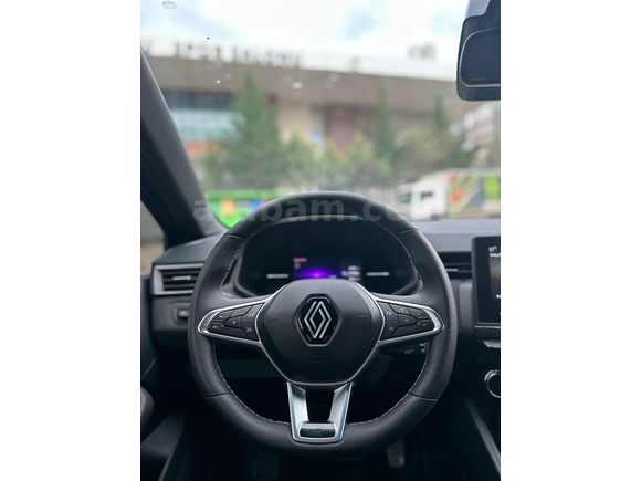 Memurdan Renault Clio 1.0 TCe Techno Esprit Alpine 2023 Model 
