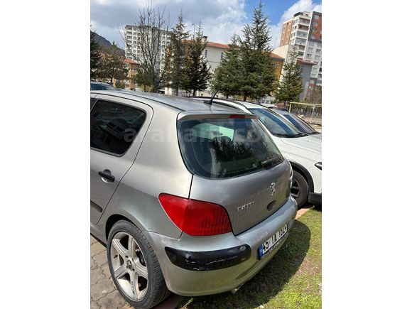 Sahibinden Peugeot 307 1.6 XR 2004 Model 