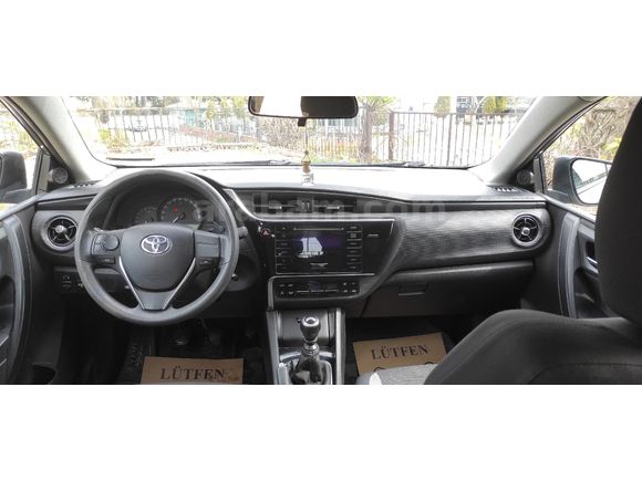 Sahibinden Toyota Auris 1.33 Life 2015 Model