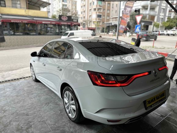 HATASIZ BOYASIZ 2021 MEGANE