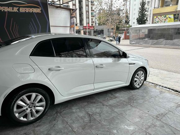 HATASIZ BOYASIZ 2021 MEGANE