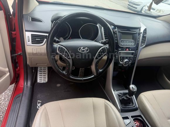 Galeriden Hyundai i30 1.6 GDi Elite 2015 Model Bursa