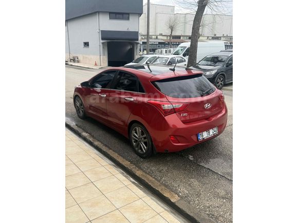 Galeriden Hyundai i30 1.6 GDi Elite 2015 Model Bursa