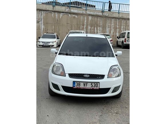 Fiesta 2008 model sıfır motor yapılı