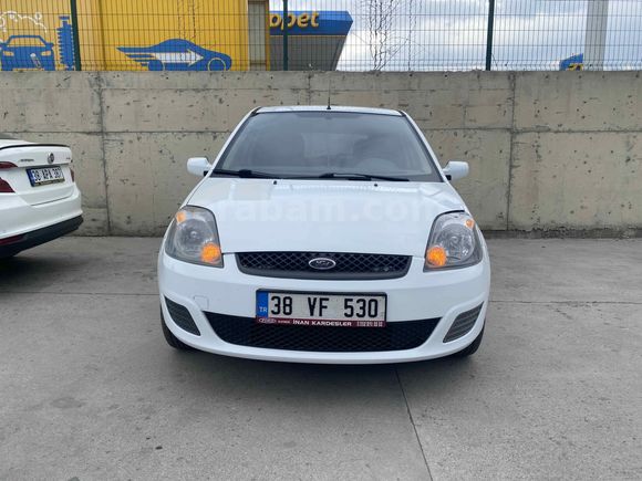 Fiesta 2008 model sıfır motor yapılı