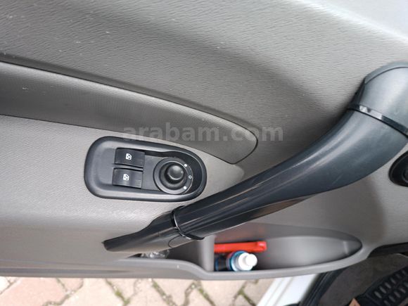 Sahibinden Renault Kangoo Multix 1.5 dCi Expression 2010 Model  322000 km Beyaz