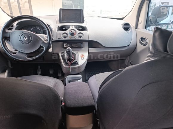 Sahibinden Renault Kangoo Multix 1.5 dCi Expression 2010 Model  322000 km Beyaz