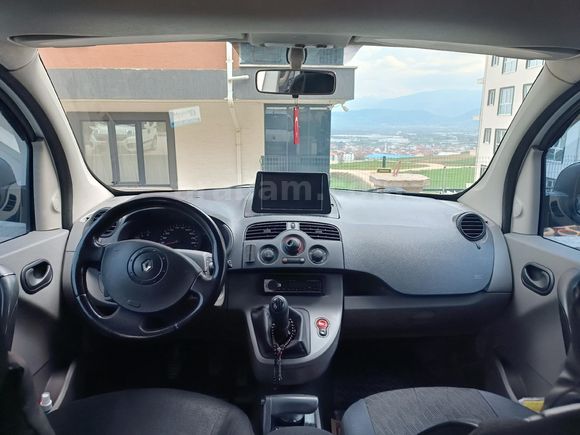 Sahibinden Renault Kangoo Multix 1.5 dCi Expression 2010 Model  322000 km Beyaz