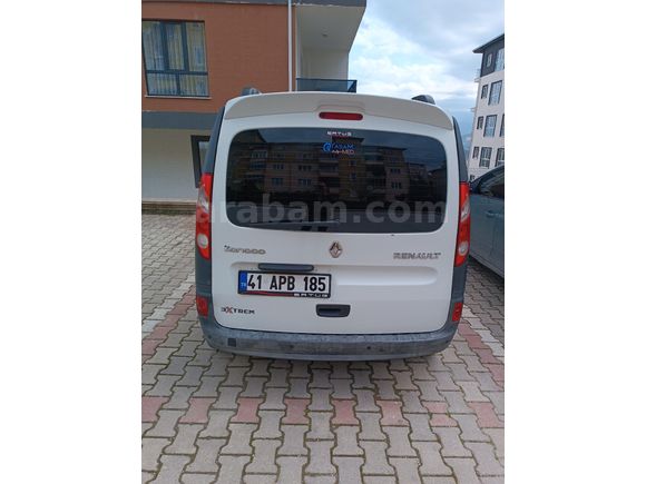 Sahibinden Renault Kangoo Multix 1.5 dCi Expression 2010 Model  322000 km Beyaz