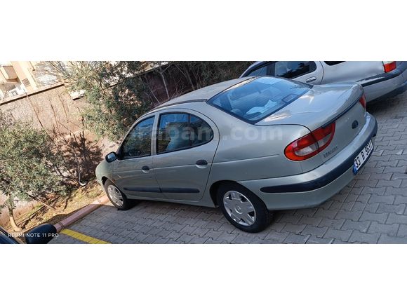 Sahibinden Renault Megane 1.4 RTA 2001 Model