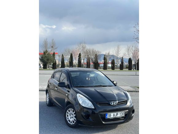 Sahibinden Hyundai i20 1.2 MPI Team 2009 Model