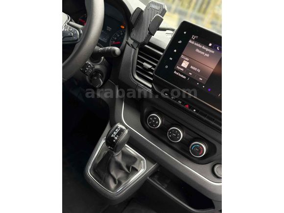 Sahibinden Renault Trafic 2.0 DCI Grand Confort 2023 Model 