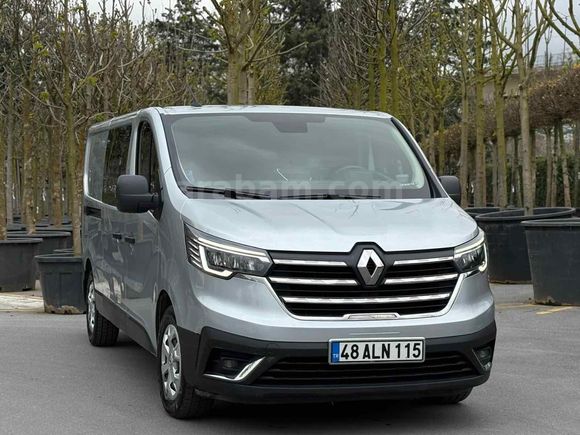 Sahibinden Renault Trafic 2.0 DCI Grand Confort 2023 Model 