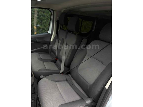 Sahibinden Renault Trafic 2.0 DCI Grand Confort 2023 Model 