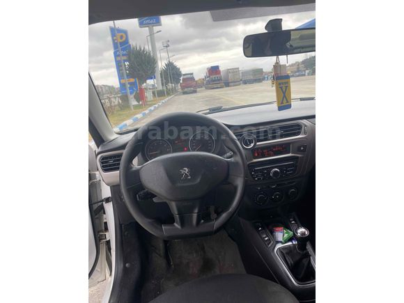 Memurdan 18 çıkışlı değişensiz acil satılık 