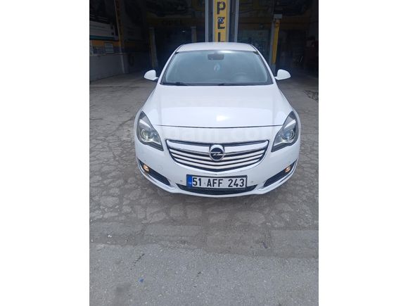 Sahibinden Opel Insignia 1.6 CDTI Cosmo 2015 Model  213.000 km Beyaz