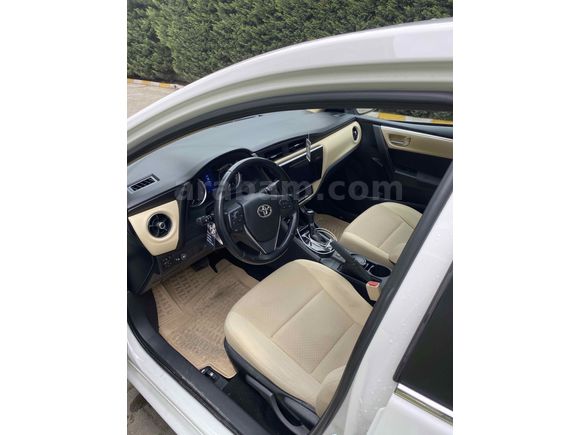 Sahibinden Toyota Corolla 1.6 Advance 2017 boyasız-değişensiz