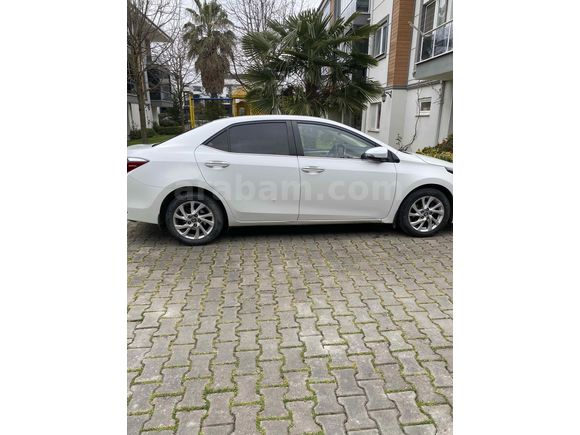 Sahibinden Toyota Corolla 1.6 Advance 2017 boyasız-değişensiz