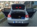 VW-PASSAT 2.0 FSİ-OTOMATİK-DEĞİŞENSİZ-2005-215.000 KM-MEMURDAN