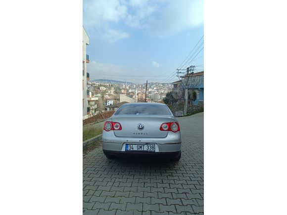 VW-PASSAT 2.0 FSİ-OTOMATİK-DEĞİŞENSİZ-2005-215.000 KM-MEMURDAN