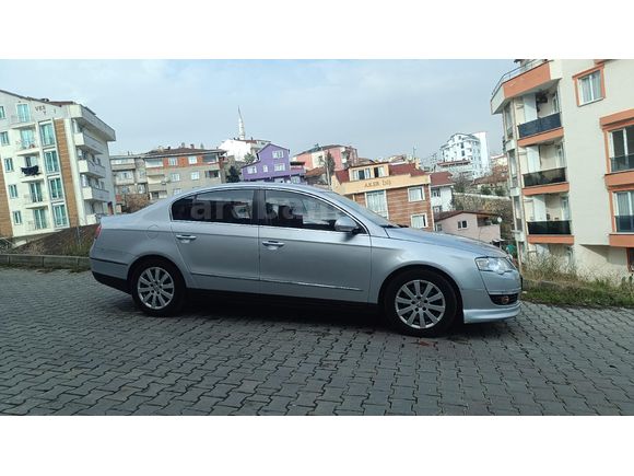 VW-PASSAT 2.0 FSİ-OTOMATİK-DEĞİŞENSİZ-2005-215.000 KM-MEMURDAN