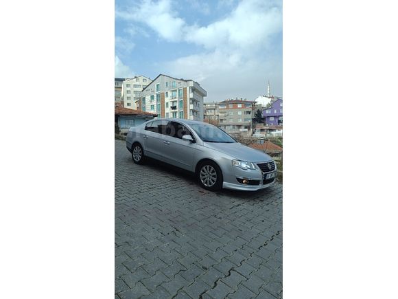 VW-PASSAT 2.0 FSİ-OTOMATİK-DEĞİŞENSİZ-2005-215.000 KM-MEMURDAN