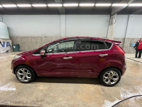 Sahibinden Ford Fiesta 1.4 Titanium 2009 Model