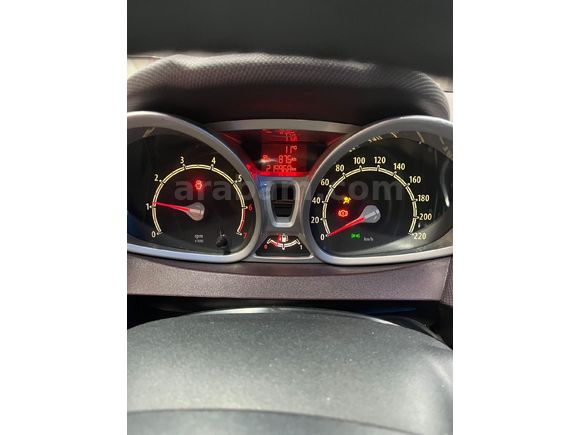 Sahibinden Ford Fiesta 1.4 Titanium 2009 Model