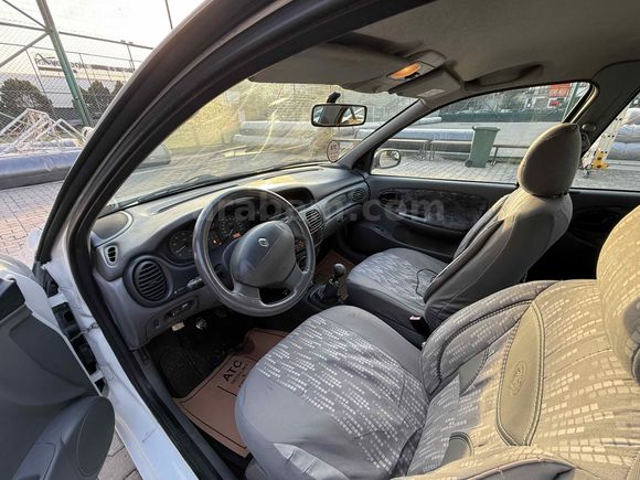 Sahibinden Renault Megane 1.6 RTA 2000 Model 