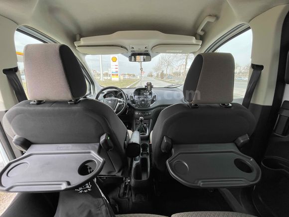 77 binde JB8 Otomobil ruhsatlı 1.6 Titanyum 95 hp   
