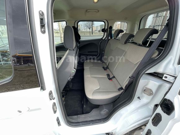 77 binde JB8 Otomobil ruhsatlı 1.6 Titanyum 95 hp   