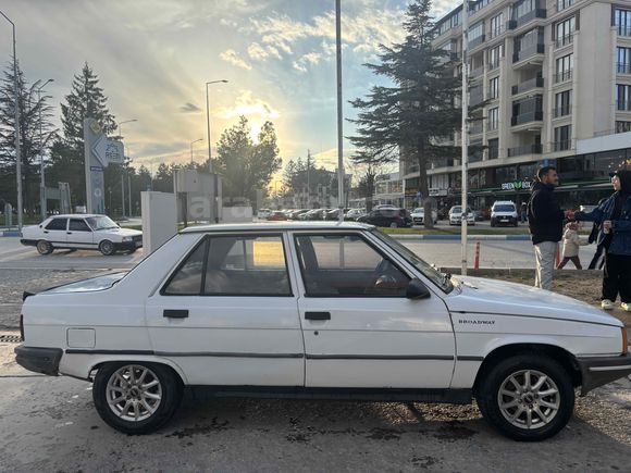 Sahibinden Renault R 9 1.4 Spring 1992 Model 