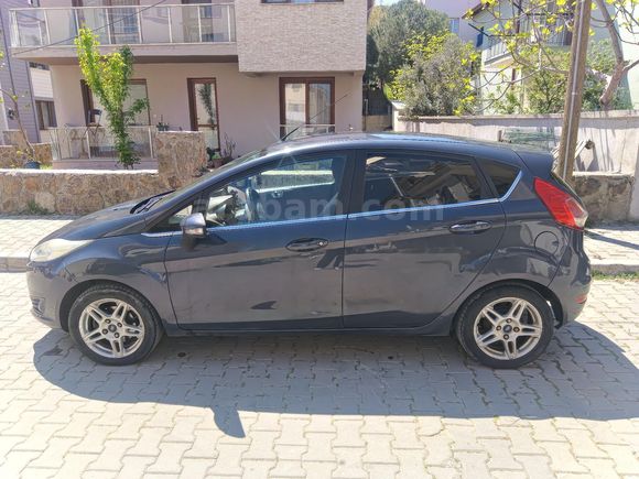 Sahibinden Ford Fiesta 1.5 TDCi Titanium 2013 Model