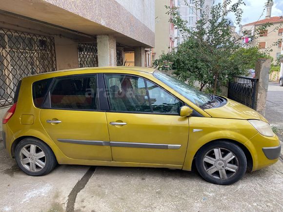 Sahibinden Renault Scenic 1.6 Dynamique 2004 Model